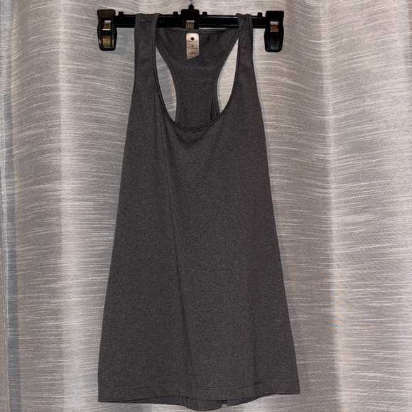 Yogalicious Tops - EUC Yogalicious Racerback Tank